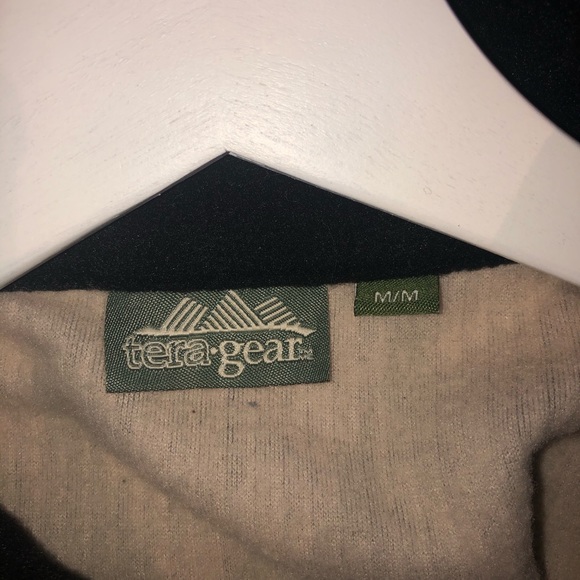 Oversized collared Half Zipup sweater - Picture 3 of 3